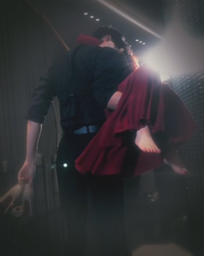 璐璐比耶薩 tweet media