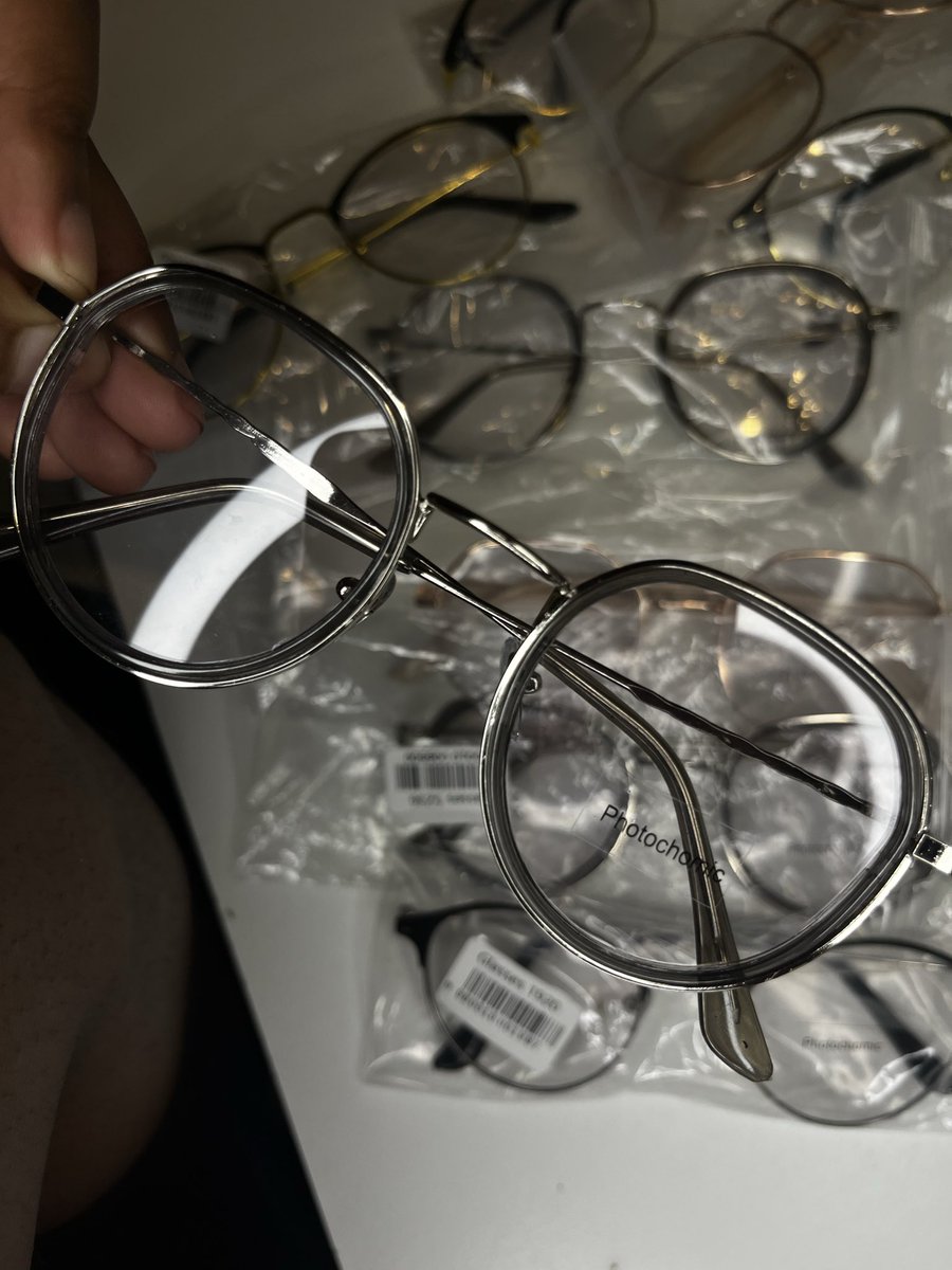 mwadinamona's tweet photo. Good day 🌸🥺

Please help me retweet/share 🙏🏽

I’m selling really cool photochromic glasses 😎✨ — they automatically adjust to sunlight!

💰 Only N$100 each
Perfect for style + eye protection ☀️🕶️

+264818352362 💌
Thank you so much for the support https://t.co/KDSfcXup53