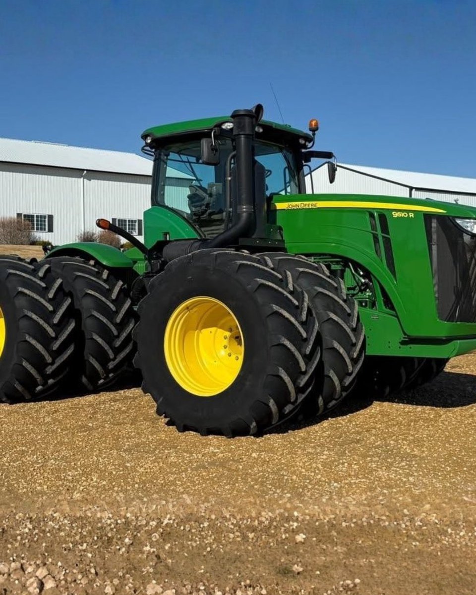 TractorHouse tweet media