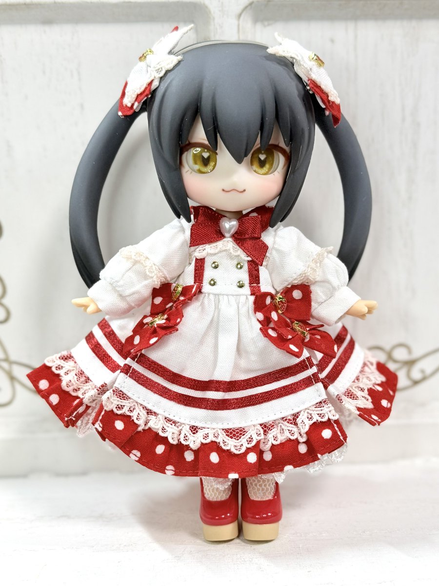 Wunderkammer tweet media