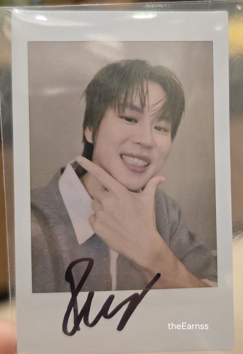 theEarnss tweet media