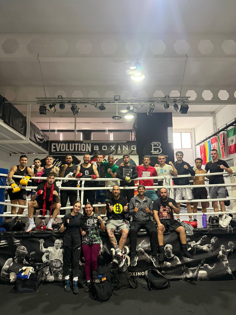 Ricky Pow tweet media