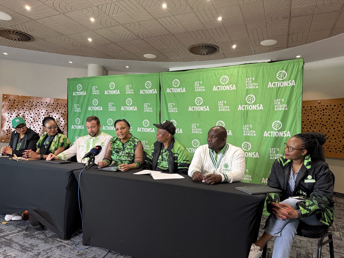 Athol Trollip tweet media