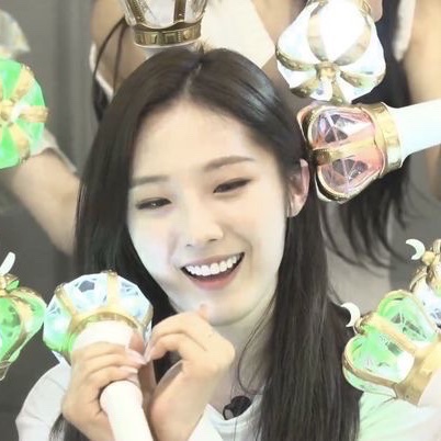 HaSeul Bot tweet media