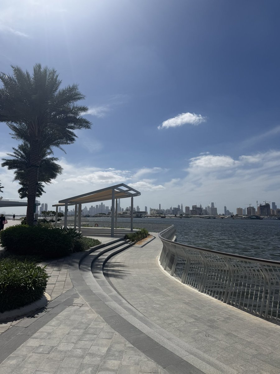 هند خليفات tweet media