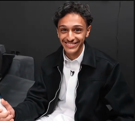 MI ᶠʷᶻ tweet media