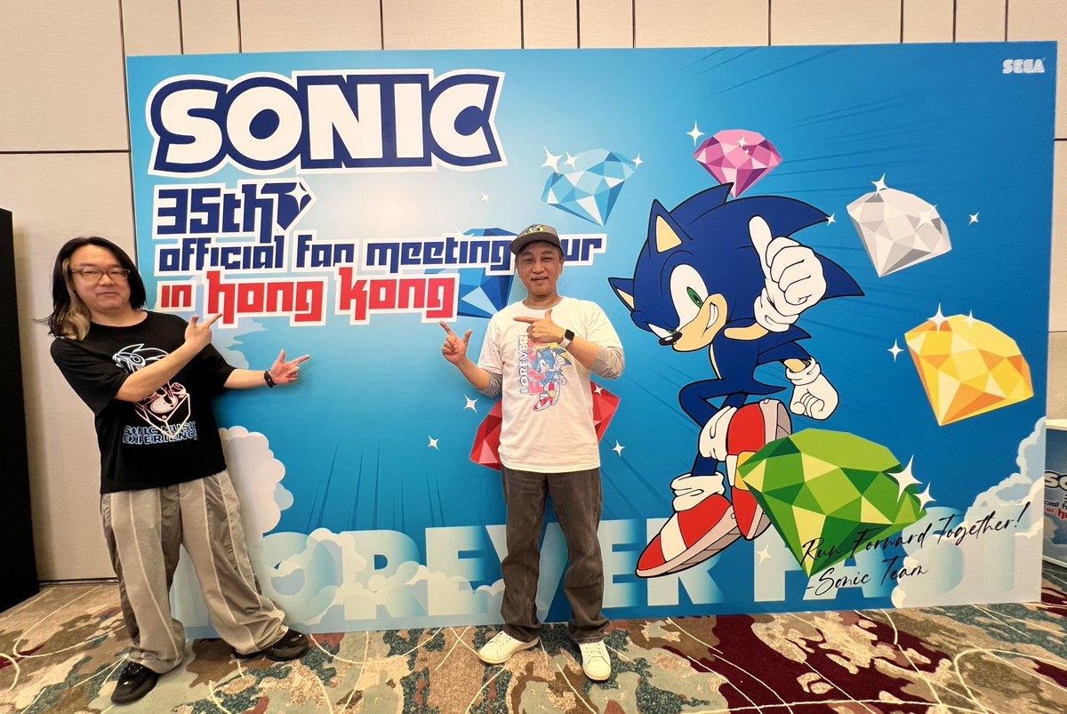 本日香港にて、35周年記念ファンミーティングツアーが開催！
サウンドチームより #大谷智哉 が参加いたしました🙌

香港のファンとともに35周年を振り返りながら、ここでしか聞けない裏話が盛り沢山な1日でした🦔️💙
#Sonic35th
