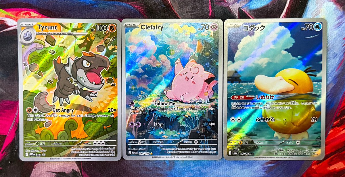 Lord Charizard tweet media