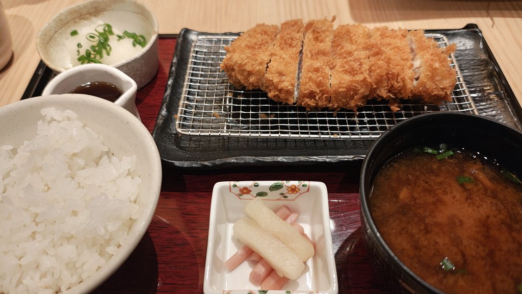 須山慶太 tweet media