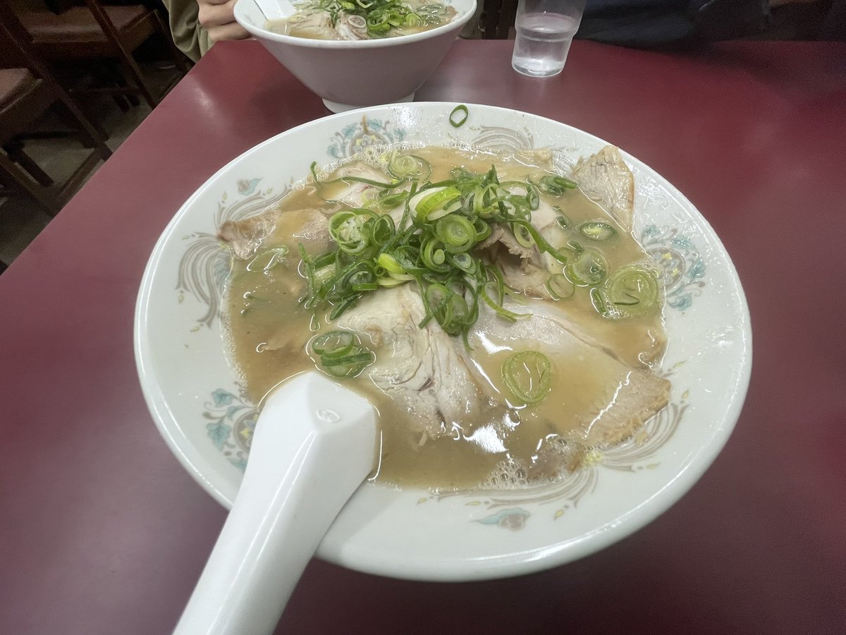 レナイ tweet media