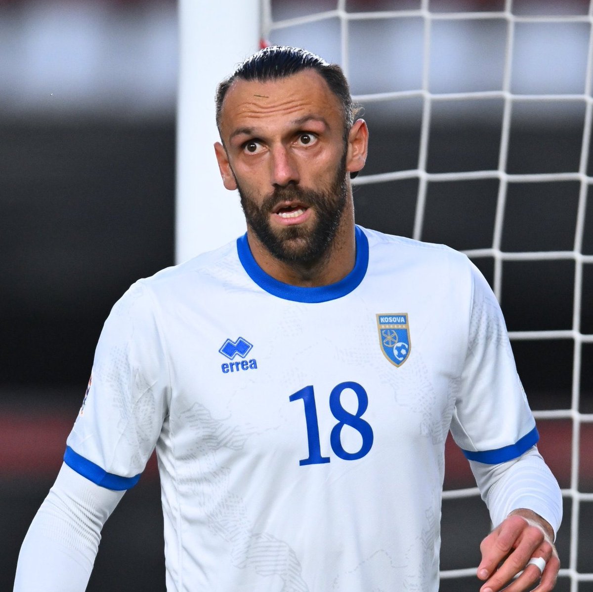 Ardiønel tweet media