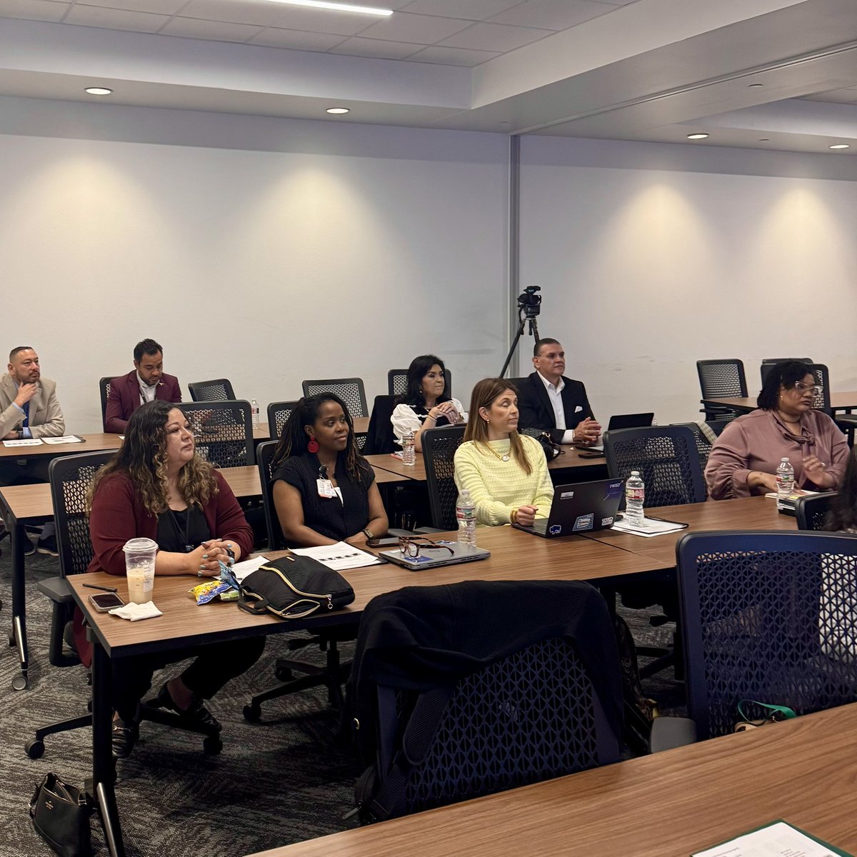 YassminCLee's tweet image. @FortWorthISD and @TexasTech COE
at the Principal Fellows showcase. These six participants share their year-long field experience as instructional leaders..
#AspiringPrincipals #fwisdleads #FWISD 
@FWISDCareers 
FWISD.org/careers