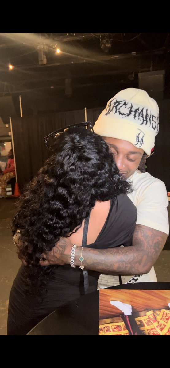 foreignbreeeeed's tweet photo. @Jacquees ❤️😭omgggg I wanna go to your showwwssss 😩😩😩aahhht aaahhhttt ahhhttt 🤏🏾 @FybInc https://t.co/qjqqwH9IBh