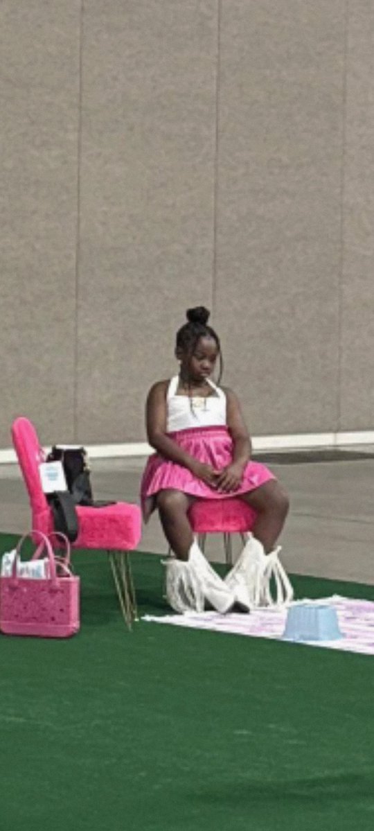 sourtongue ⚪ tweet media