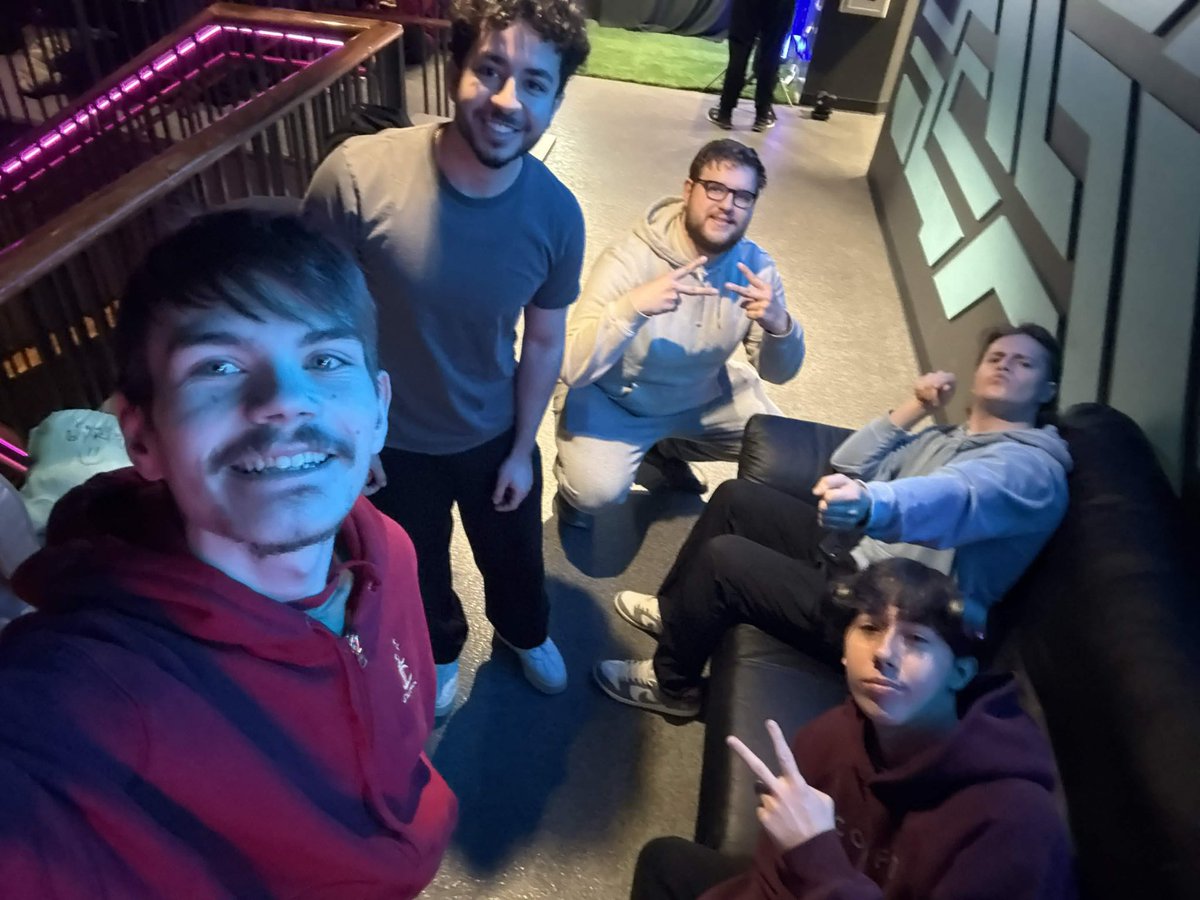 egunner 2 tweet media