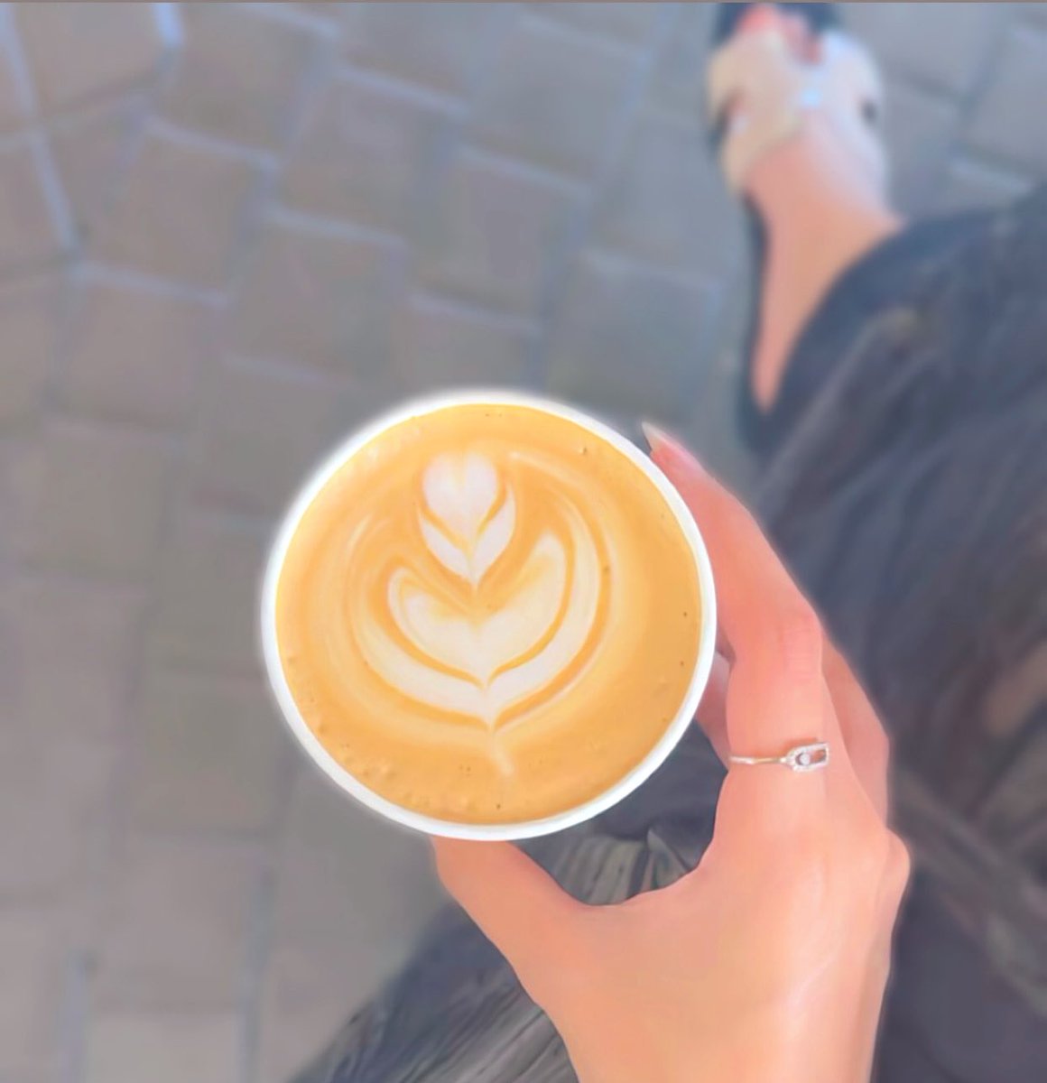 مـيـم 🌺 tweet media