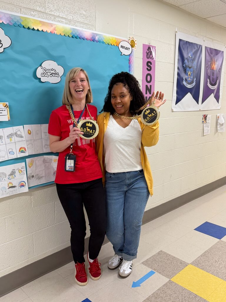 Hutchinson E. S. tweet media
