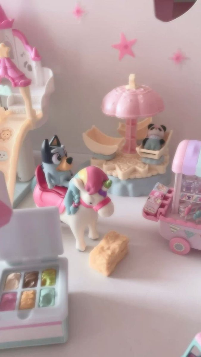 Anna †🍼🎀 tweet media