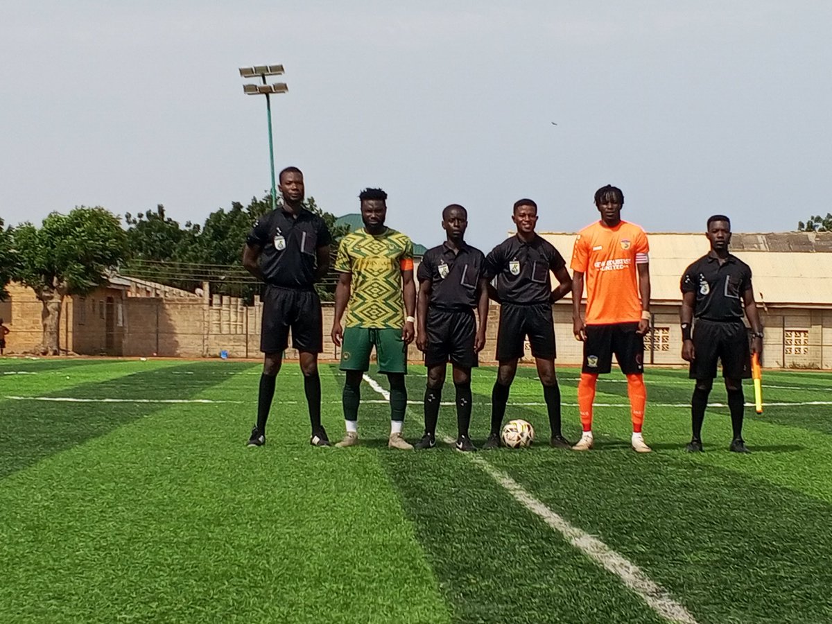 EbusuaDwarfsFc tweet media