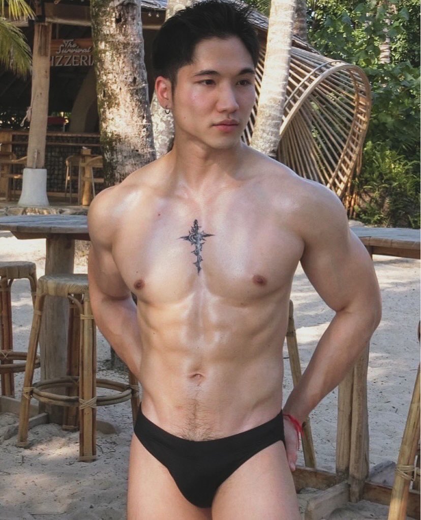 ฟลุ๊ค FLUK tweet media