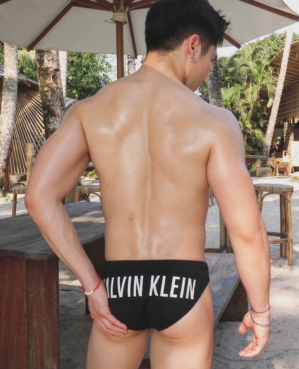 ฟลุ๊ค FLUK tweet media