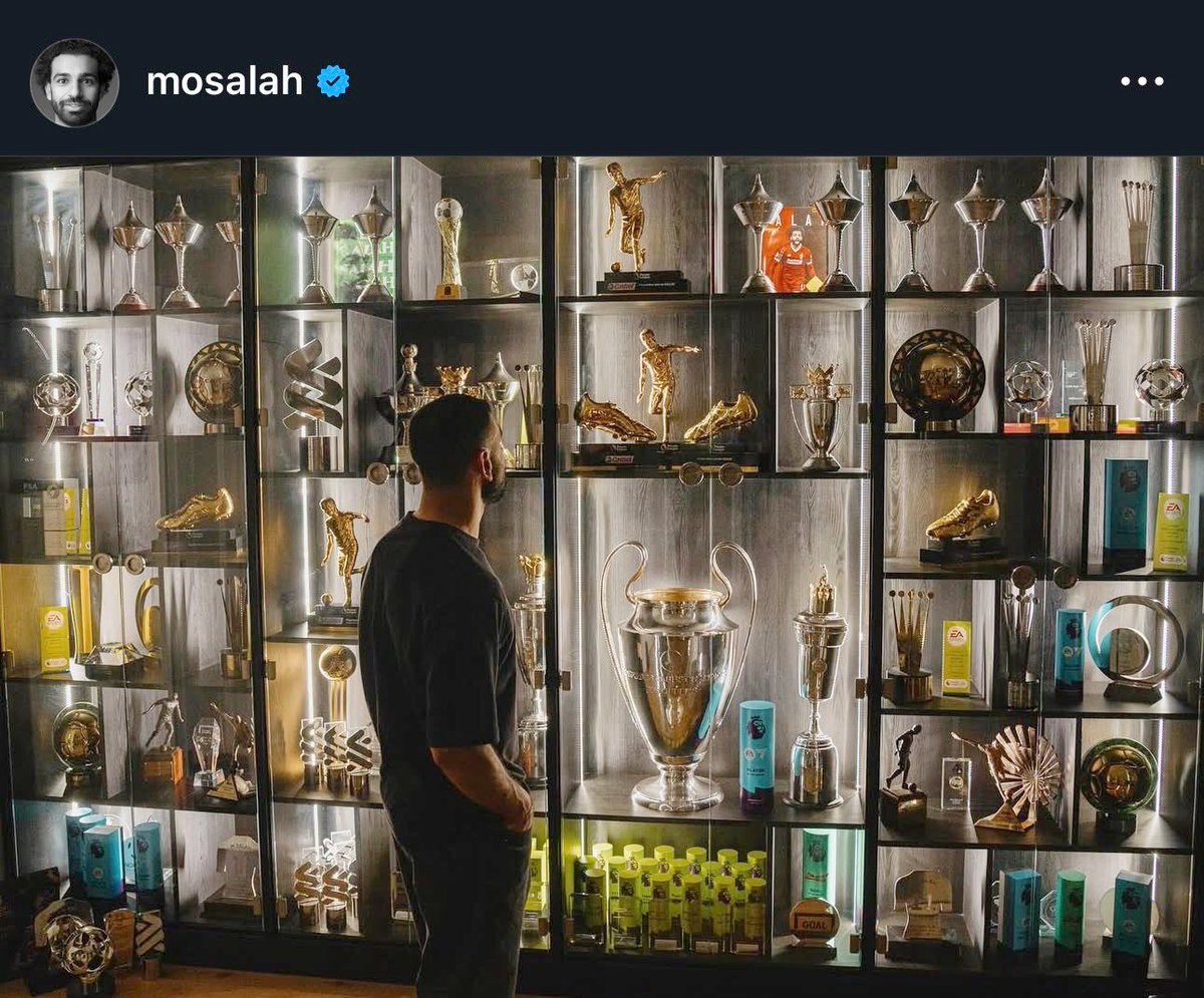 𝒏𝒖𝒈𝒔 tweet media