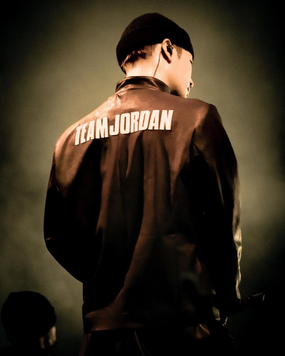 JacksonWGlobal's tweet photo. [INSTA] 260328 eduardolopez97 (1/3)

Jackson Wang performing at #TecatePalNorte! 💥
📸: Eduardo López

#JacksonWangPALNORTE
#JacksonWang #王嘉尔 #잭슨 #TEAMWANG https://t.co/V3FfAQBvaV