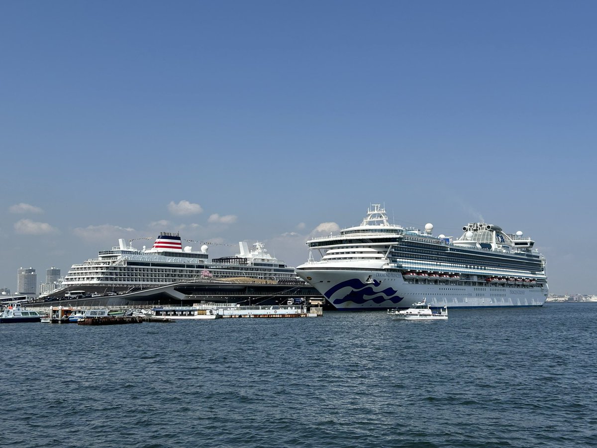 くにまっく tweet media