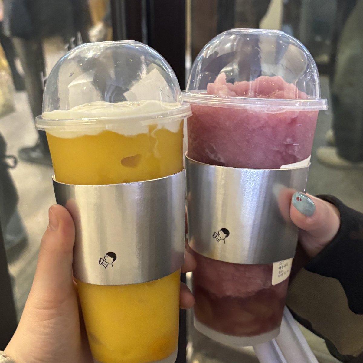 na1121s2's tweet photo. 애기생일또하자 https://t.co/HczPI3LAW6