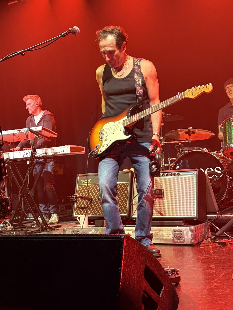 Helen Bladette tweet media