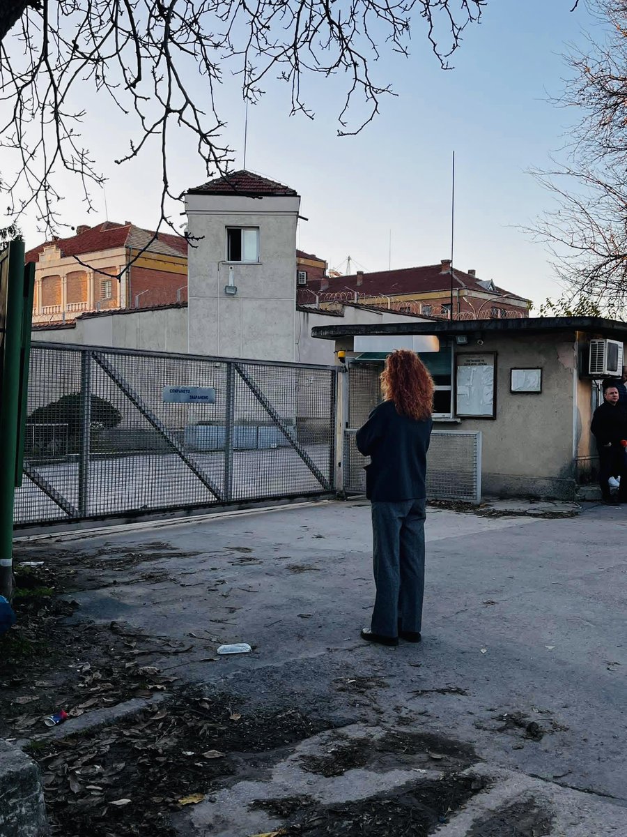 Продължаваме Промяната / We Continue The Change tweet media