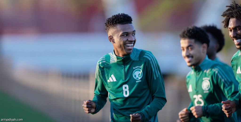 مُطَّلِع tweet media