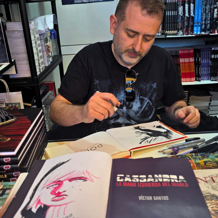 Tomos y Grapas Cómics tweet media