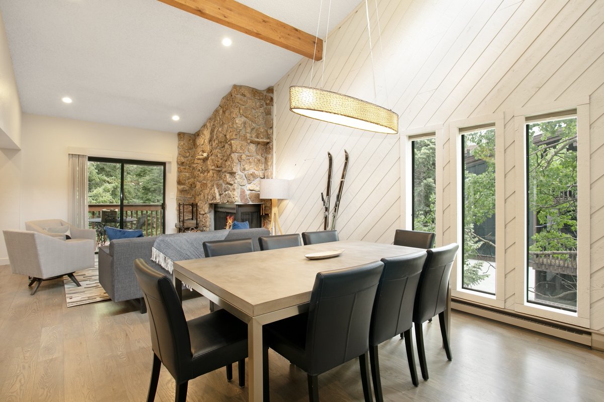 SkyRunVR tweet media