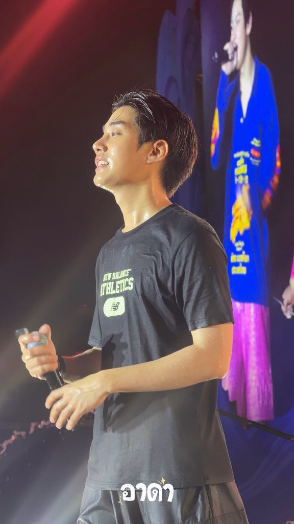 ซอ⋆.˚ ☾⭒.˚ tweet media