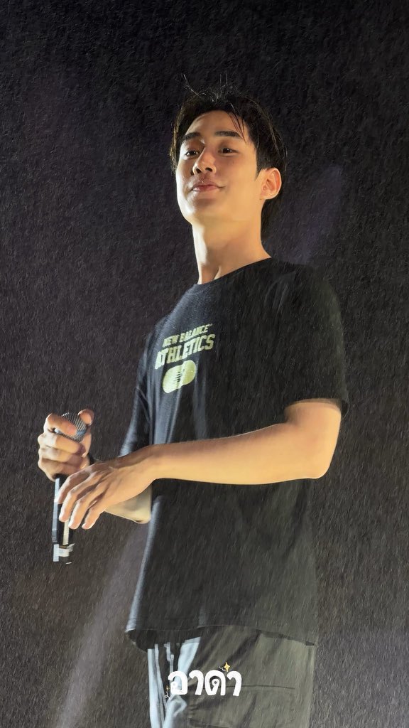 ซอ⋆.˚ ☾⭒.˚ tweet media