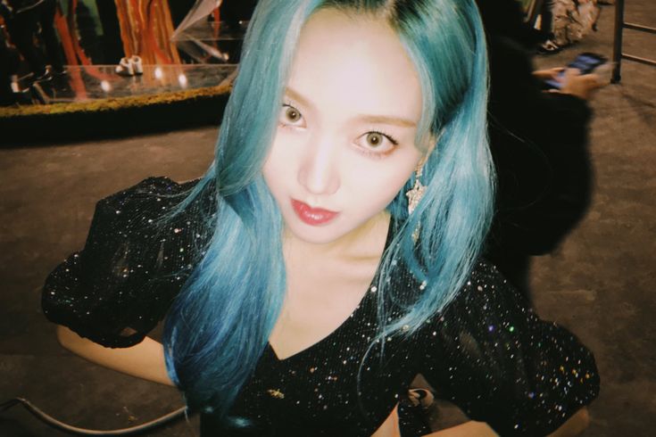 old loona pics tweet media