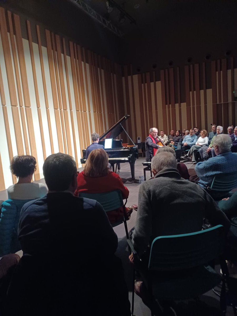 Daniel Blanch tweet media