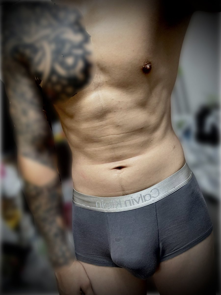 邊緣小大叔 tweet media