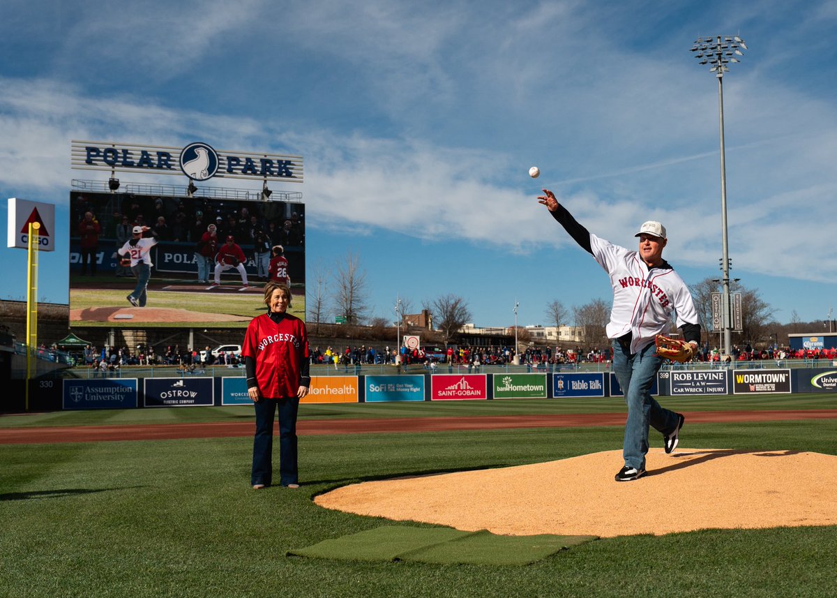 Ashley Green tweet media