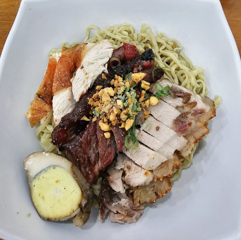 atelier🌙 tweet media