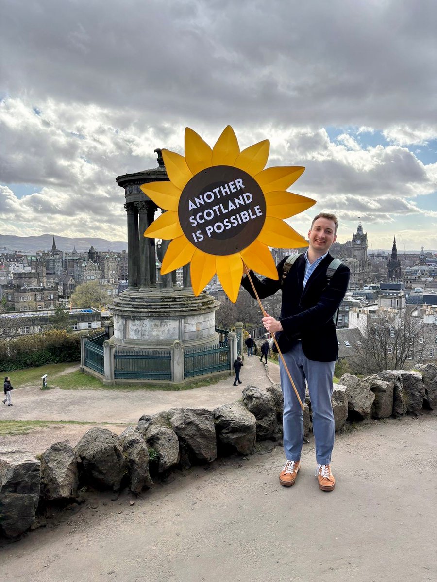 Andrew Redmond Barr tweet media