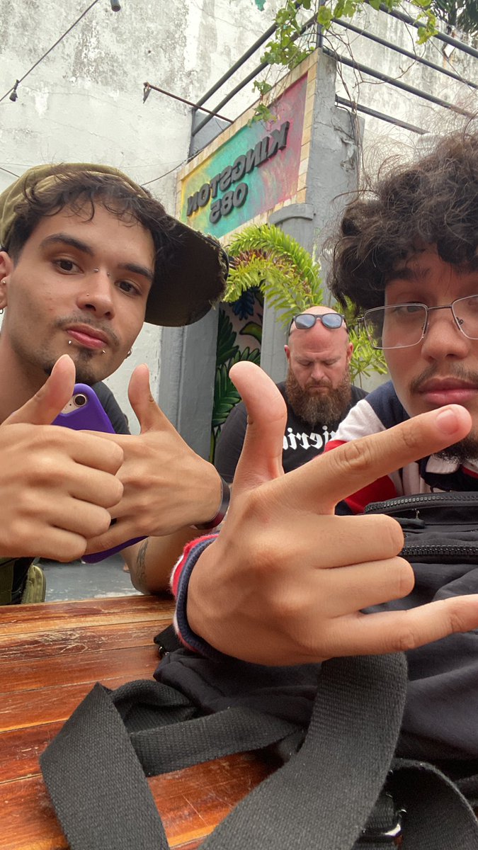 Jovem kaine tweet media