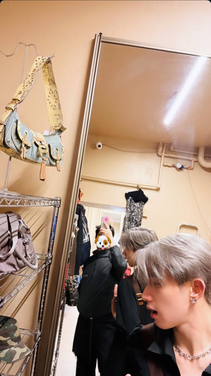 NUTHONG FAMILY TH tweet media