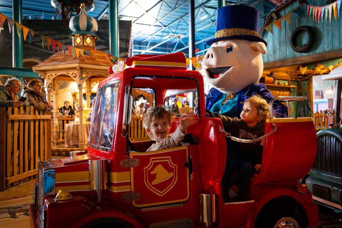 Attractiepark Toverland tweet media