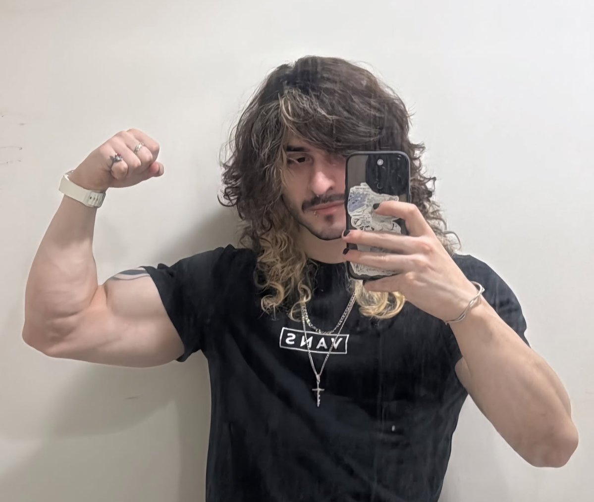 𝐄𝐋𝐎𝐘 🗡 tweet media