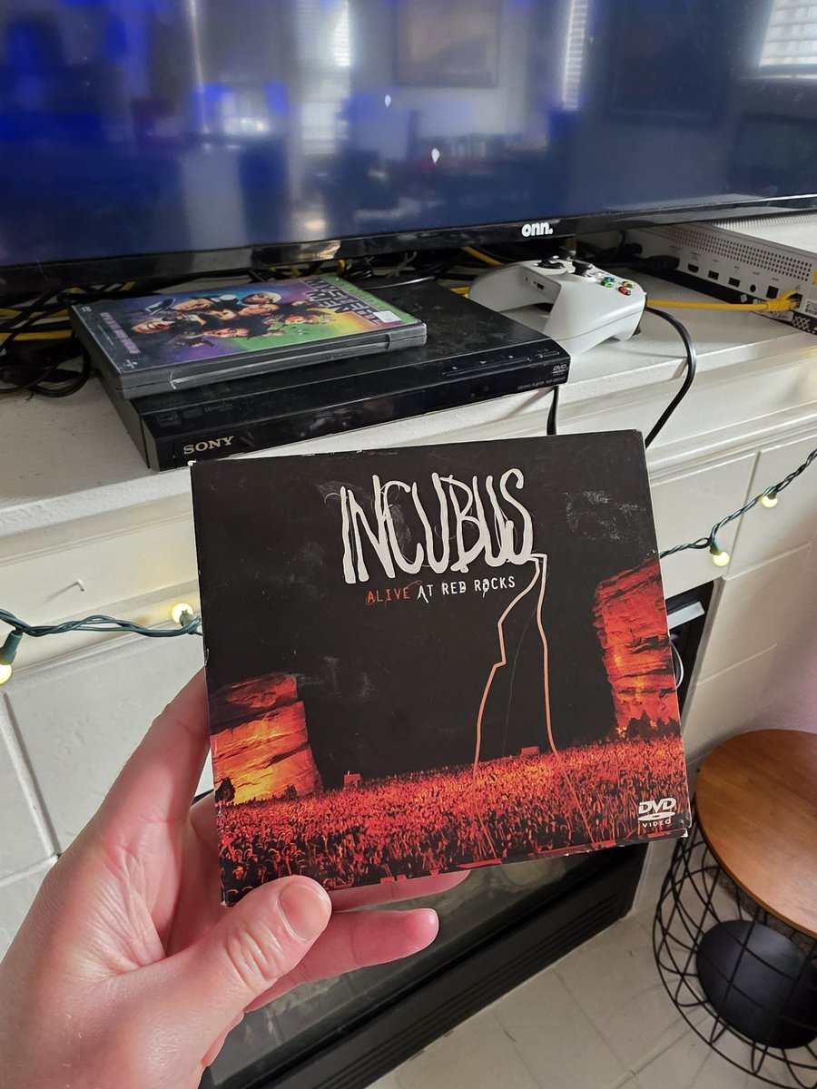 ceo of (sixteen) saltines tweet media