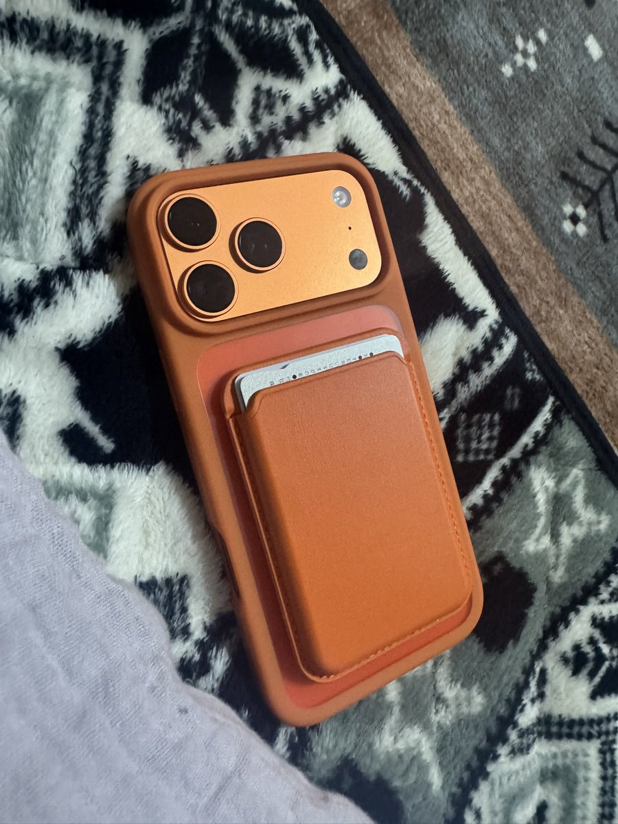 おりなす tweet media