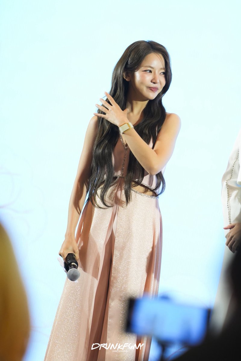 𝐟𝐚𝐡🐺 tweet media