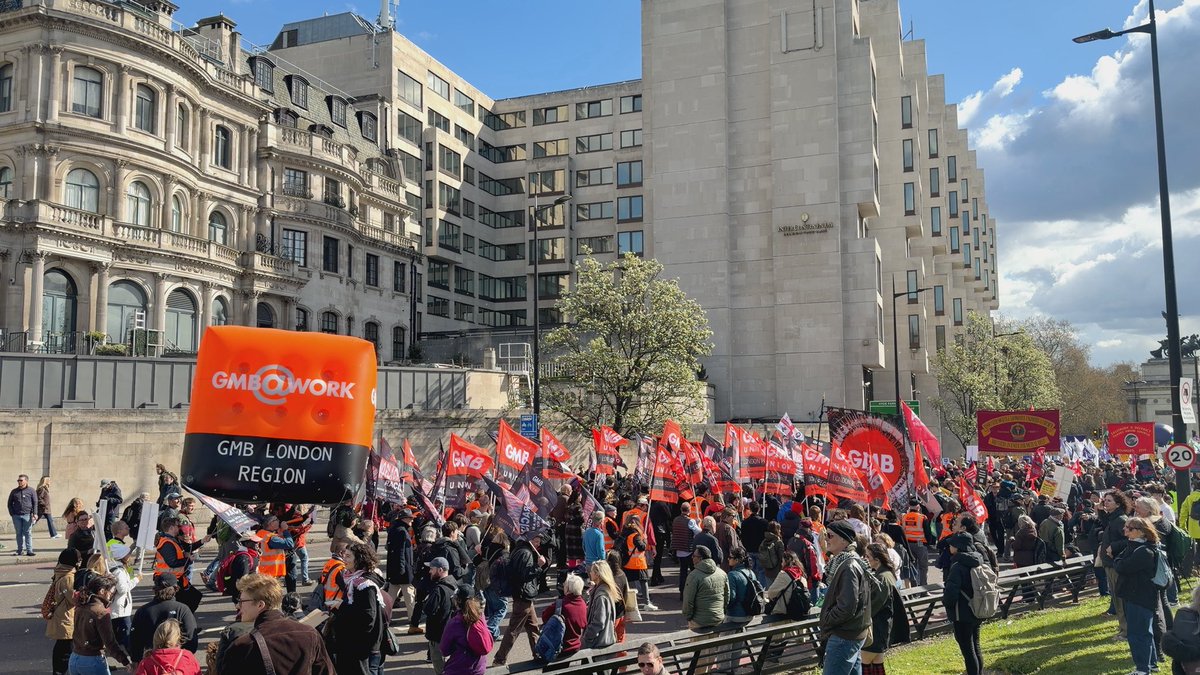 Warren Kenny tweet media